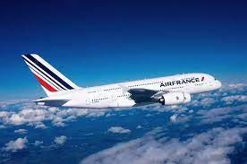 How do I speak to a live person at Air France?