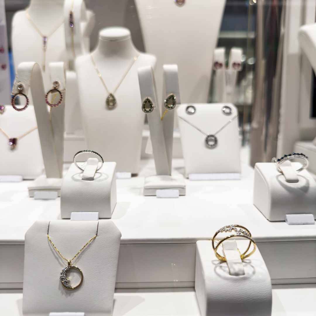 How to Find a Reliable Platinum Jewelry Wholesaler?